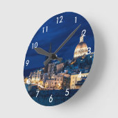 Verlicht in de nacht van Valletta in de stad en ha Ronde Klok (Hoek)