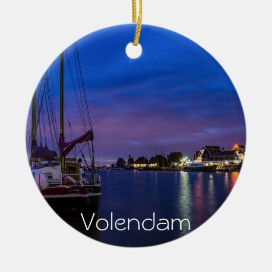 Verlichtde haven van Volendam 's nachts Keramisch Ornament (Voorkant)