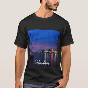 Verlichtde haven van Volendam 's nachts T-shirt