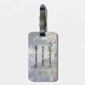 Verlichtde torens aan de waterfront van de Miami Bagagelabel (Achterkant verticaal)