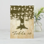 Verlichte trouwtafel nummerkaart van vintage eiken kaart (Staand voorkant)