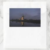 Verlichte windmolen bij Blue Hour rechthoekige sti Rechthoekige Sticker (Tas)