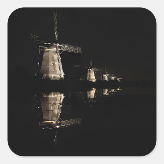 Verlichte windmolens 's nachts sticker (Voorkant)