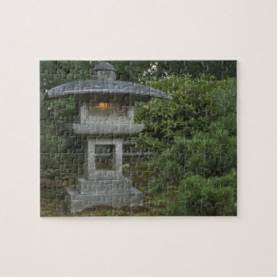 Verlichtingslantaarn in de Japanse tuin Legpuzzel