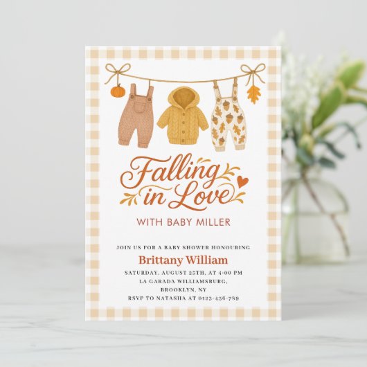 Verliefd worden Autumn Baby Clothes Baby shower Kaart (Staand voorkant)