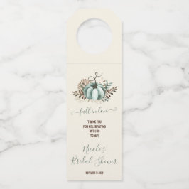 Verliefd worden, blauwe pompoen, bloemige bruidsdo flessenhanger