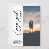 Verloofd & vrolijk paar foto feestdagenkaart (Voorkant)