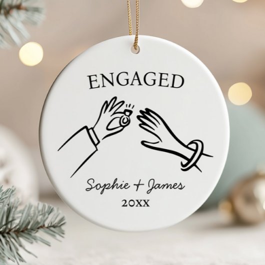 Verloofd Whimsical Hand Getekende Verlovings Kerst Keramisch Ornament