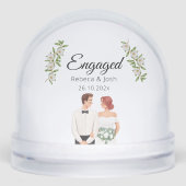 Verloofde Kerst Keepsake Greenery Trouwdatum Sneeuwbol (Voorkant)