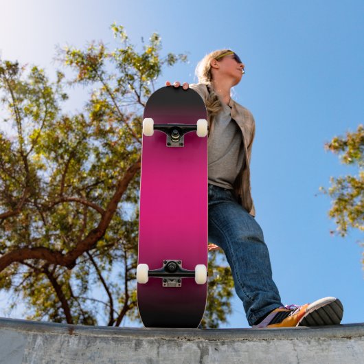 Verloop voor zwart en warm roze persoonlijk skateboard (Buiten 1)