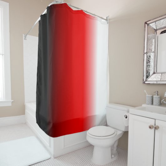Verloop zwart, rood en wit douchegordijn (In situ)