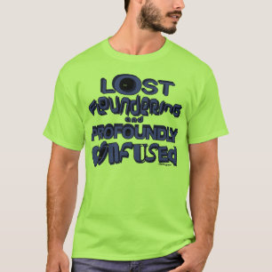 verloren fluitende en volledig verwarde t-shirt