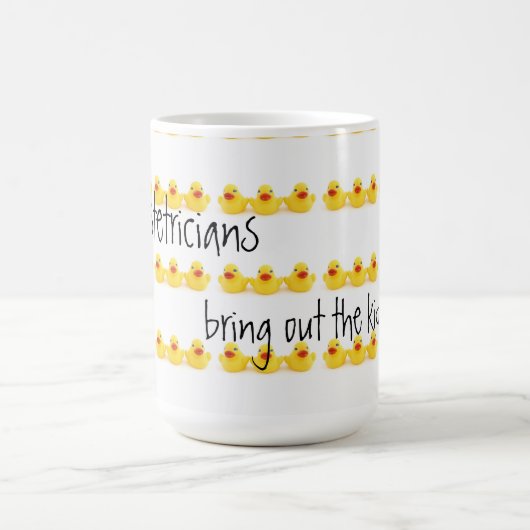 Verloskundigen en geelrubberen eenden koffiemok (Center)