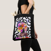 Verlost en gekroonde digitale collage Christelijke Tote Bag (Dichtbij)
