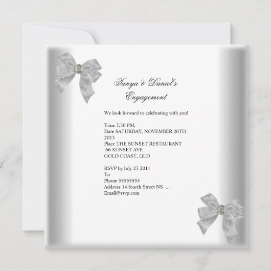 Verloving nodigt White Silver Overlay Bow Jewel ui Kaart (Achterkant)