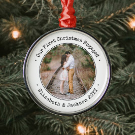 Verloving ons eerste kerstfeest Eenvoudig zwart wi Metalen Ornament