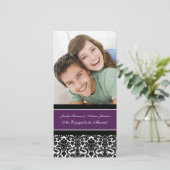 Verlovingsaankondiging Foto Kaart Plum Damask (Staand voorkant)