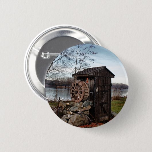 Vermaak over de oude outhouse ronde button 5,7 cm (Voorkant /achterkant)