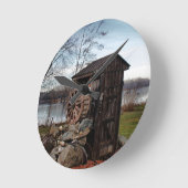 Vermaak over het oude huis ronde klok (Hoek)