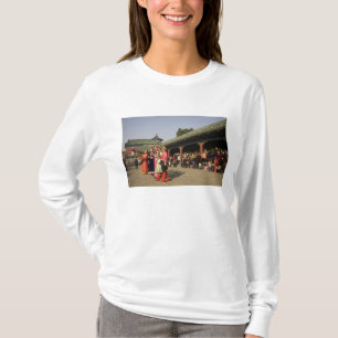 Vermaomde amateur volksdansers entertainen t-shirt