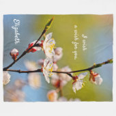 Verminderde Japanse abrikozenbloem Fleece Deken (Voorkant (Horizontaal))