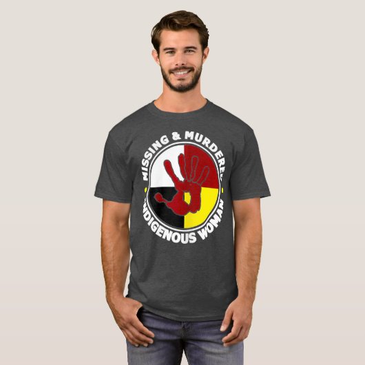Vermiste vermoorde vrouw Native American T-shirt (Voorkant volledig)