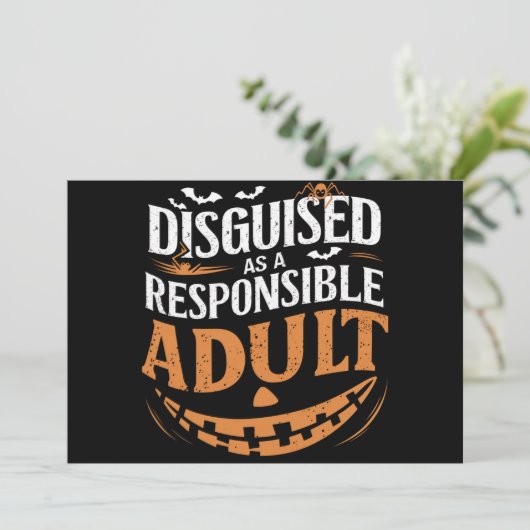 Vermomd als een verantwoordelijke volwassen Hallow Kaart (Staand voorkant)