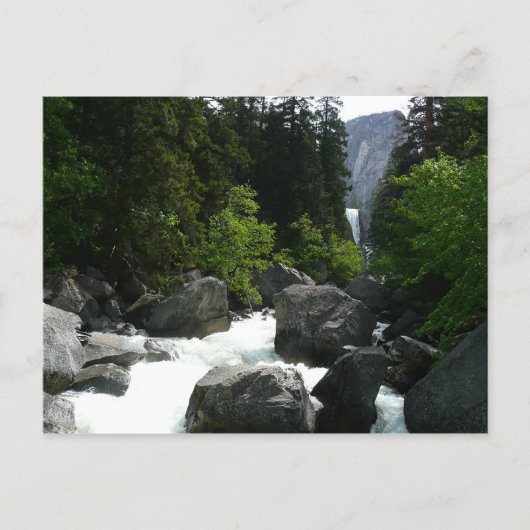 Vernal Falls in de verte bij Yosemite Briefkaart (Voorkant)