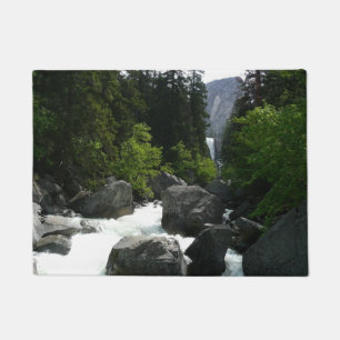 Vernal Falls in de verte bij Yosemite Deurmat