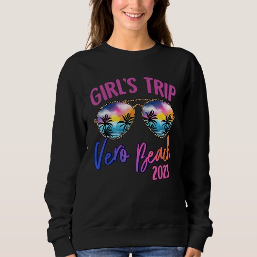 Vero Beach 2023 Girls Trip Sunglasses Summer Girlf Trui (Voorkant)