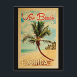 Vero Beach Florida Palm Beach Vintage Travel Briefkaart<br><div class="desc">Het ontwerp van Vero Beach Florida in Vintage Travel-stijl met een palmboom op het strand met oceaan en lucht.</div>