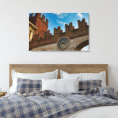 Verona (Italië), "portoni della Bra" Canvas Afdruk (Insitu (Slaapkamer))