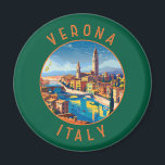 Verona Italië Retro Distressed Circle Magneet<br><div class="desc">Verona retro vector reisontwerp. Verona is een stad in het noorden van de Italiaanse regio Veneto,  met een middeleeuwse oude stad gebouwd tussen de meanderende Adige rivier. Het is beroemd om de setting van Shakespeare's "Romeo en Julia."</div>