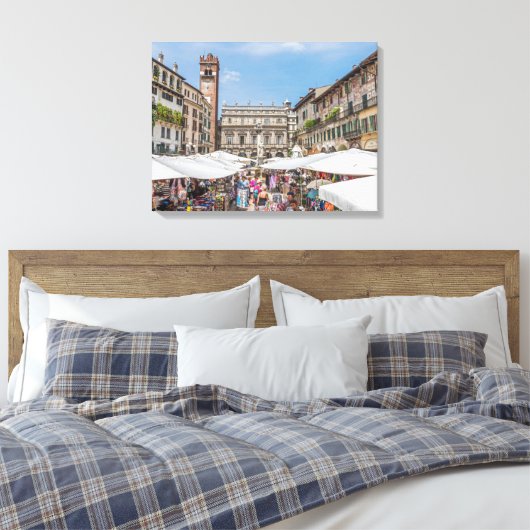 Verona Piazza Erbe uitzicht canvas print (Insitu (Slaapkamer))