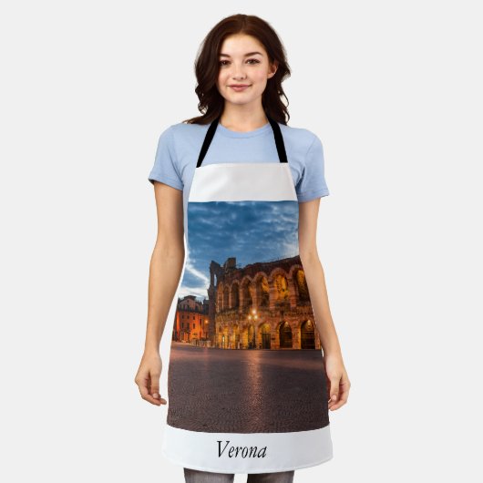 Verona Schort (Gedragen)