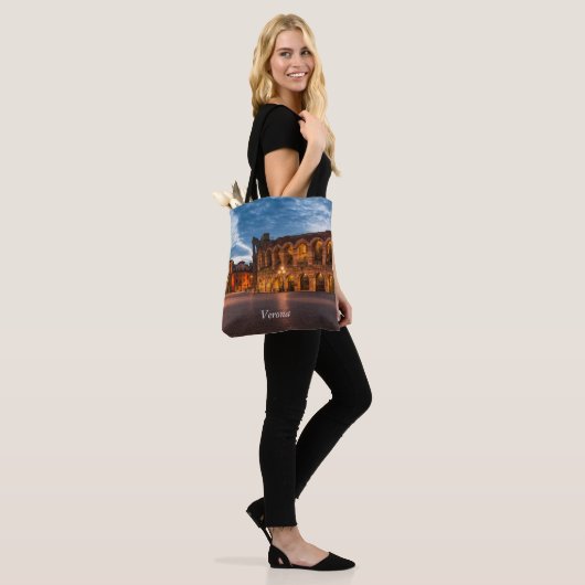 Verona Tote Bag (Op model)