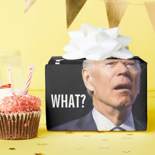 VEROORDEELD JOE BIDEN FUNNY CHRISTMAS WRAPPING PAP CADEAUPAPIER (Verjaardagsfeest)