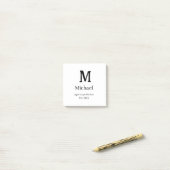 Verouderd tot perfectie est. 19XX monogram naam le Post-it® Notes (Op bureau)
