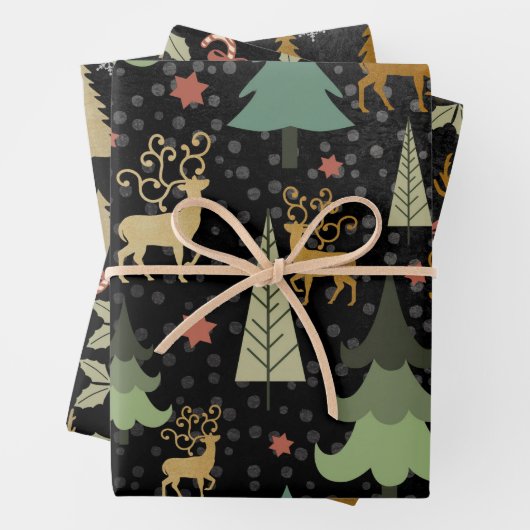 Verouderde kerstbomen inpakpapier vel (In situ)