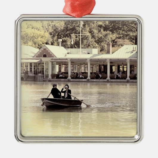 Verouderde Rowboot Foto van Central Park Metalen Ornament (Voorkant)