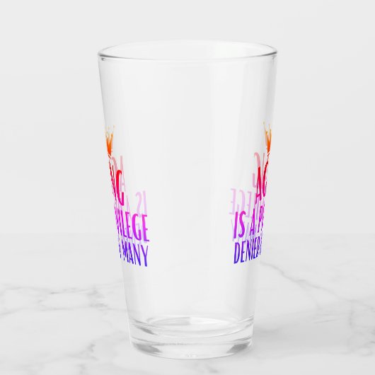 Veroudering is een voorrecht citaat senioren, groo glas (Rechts)