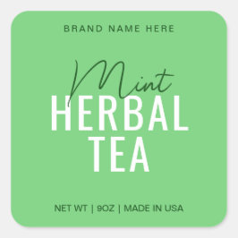 Verpakking met tiketten op het etiket van het thee