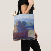 Verpakkingen van tarwe (einde van de zomer), Monet Tote Bag (Dichtbij)