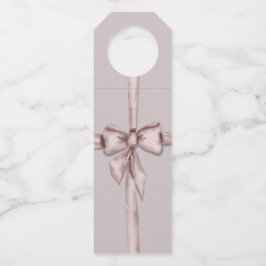 Verpakt in een roze strik flessenhanger