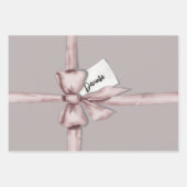 Verpakt in een roze strik inpakpapier vel (Voorkant)