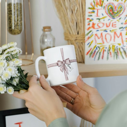 Verpakt in een roze strik koffiemok