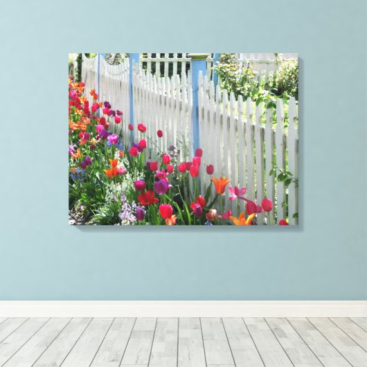 verpakte canvas tulpen tuin wit piket hek (Insitu (Houten vloer))