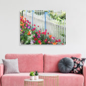 verpakte canvas tulpen tuin wit piket hek (Insitu (Woonkamer))