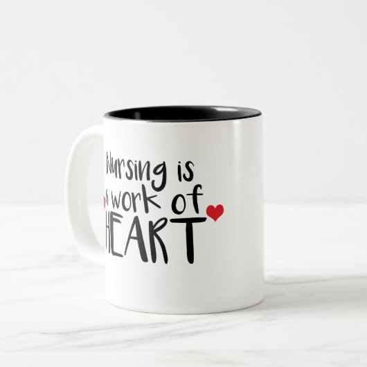 Verpleegkunde is een kunstwerk - Rode harten Tweekleurige Koffiemok (Voorkant links)
