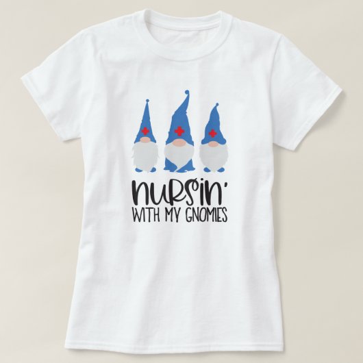 Verpleegkunde met mijn gnomen zuster CNA Gnome T-shirt (Design voorkant)